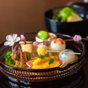 4* Рёкан Kinoe